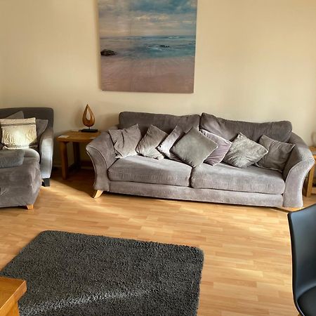 River Courtyard Apartment In The Heart Of Stneots Saint Neots Bagian luar foto