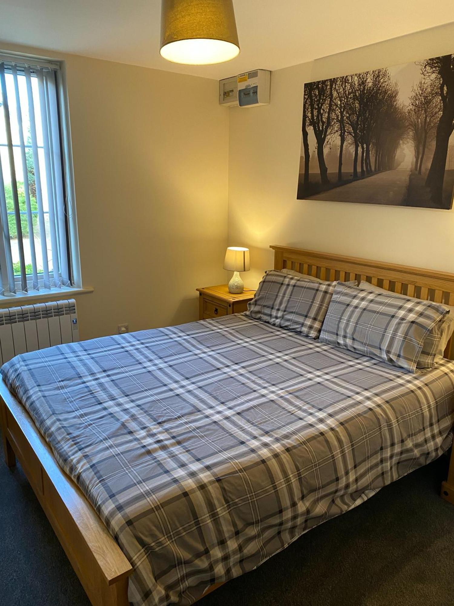 River Courtyard Apartment In The Heart Of Stneots Saint Neots Bagian luar foto